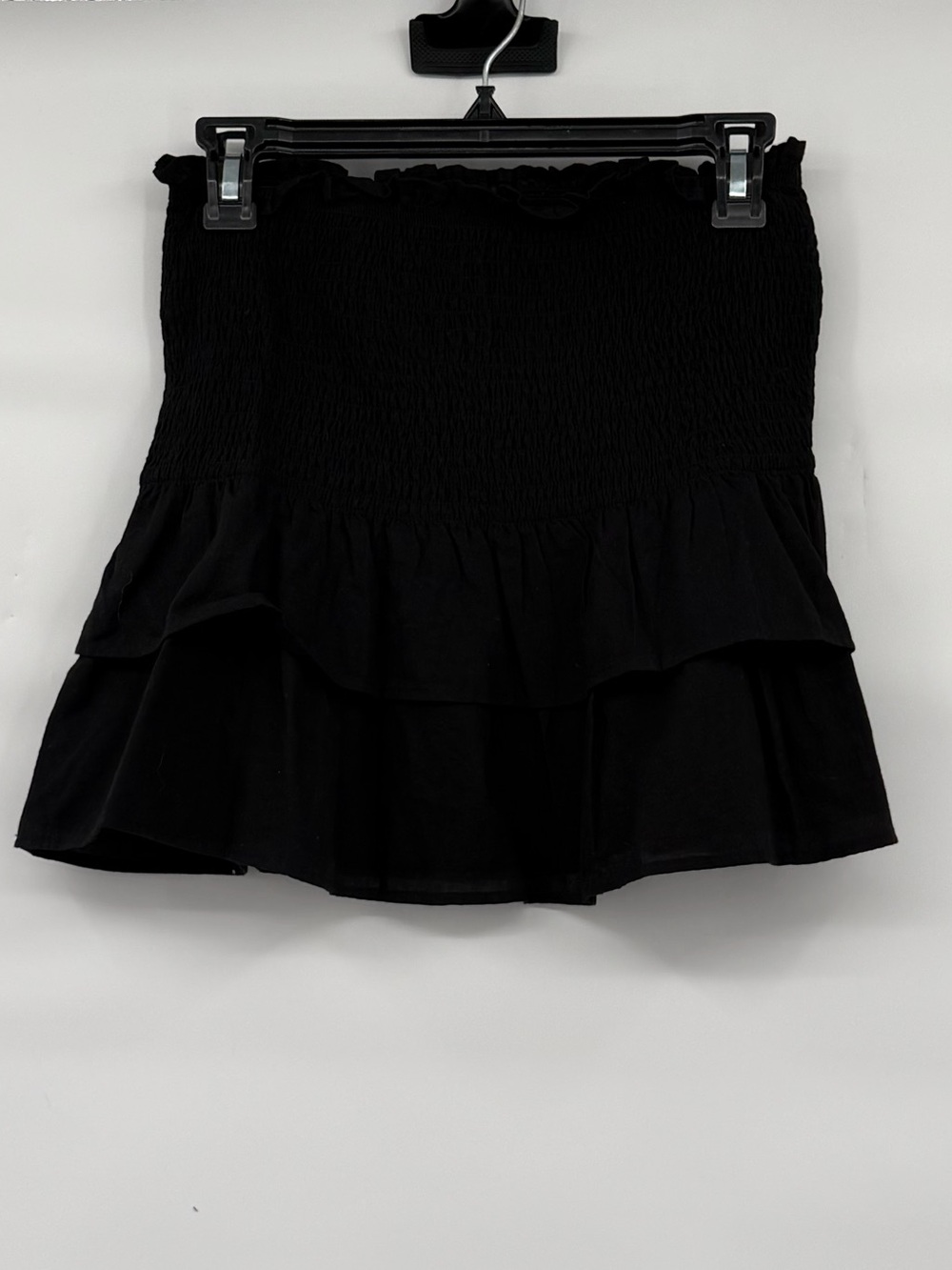H&M divided black smocked mini skirt